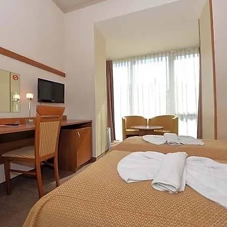 Zuvedra Viešbutis 3*