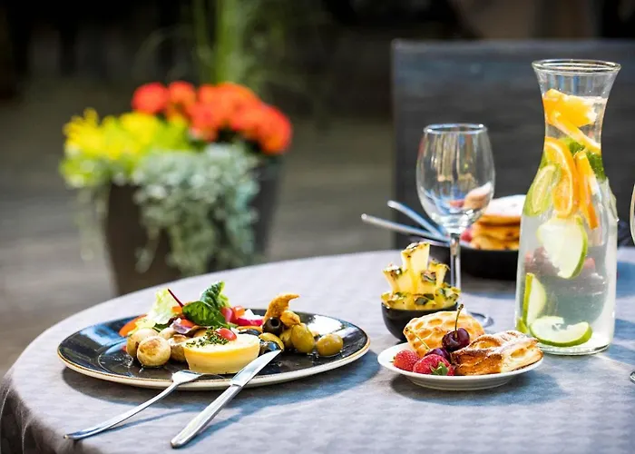 Zuvedra Готель 3*