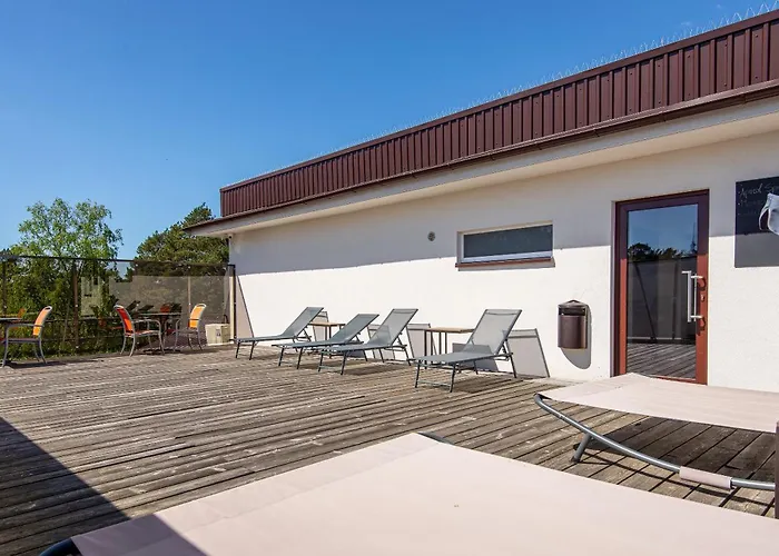 Zuvedra Готель