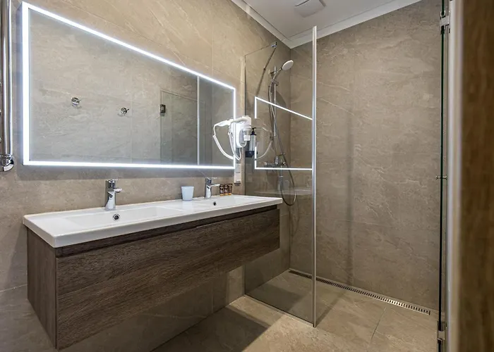 Готель Zuvedra