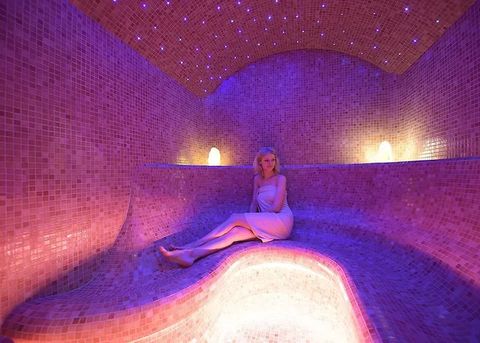 Zuvedra 3* بالانغا