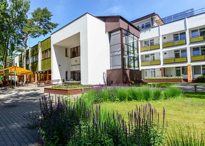 Zuvedra Готель